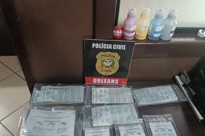 Operação da Polícia Civil resulta na prisão de três pessoas em Orleans
