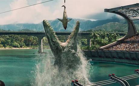Jurassic World em cartaz no CineClube Mult 3D   