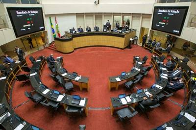 Pelo Estado 08/02: Internação compulsória em pauta