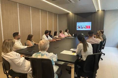 Hospital São José discute implementação do Programa Cidade Angels em Criciúma