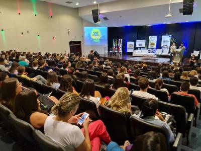 10ª Conferência Municipal de Saúde reúne autoridades e profissionais da área em Criciúma