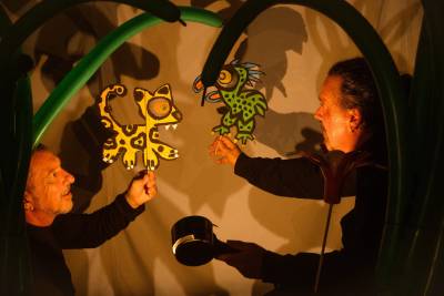 Pindorama: teatro de sombras conta a história do Brasil com linguagem acessível