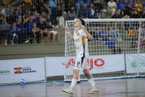 Criciúma Futsal conquista primeira vitória na Série Ouro