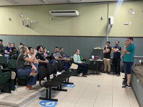 Acadêmicos de Engenharia da UniSatc apresentam projetos de inovação para profissionais do mercado