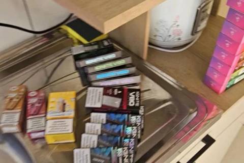 Jovem é preso com cigarros eletrônicos contrabandeados em Criciúma