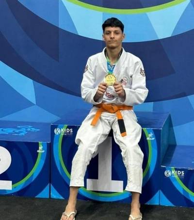 Aos 15 anos, atleta criciumense conquista título de campeão de Jiu-Jitsu 