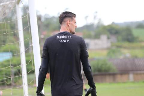 Georgemy lamenta derrota na estreia do Catarinense, mas mira vitória diante do Avaí
