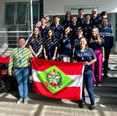 Alunos da Escola S de Criciúma participam de torneio internacional de robótica