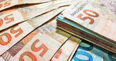 Governador sanciona lei que reajusta o salário mínimo regional