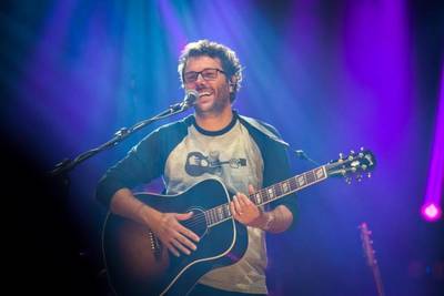 VÍDEO: Duca Leindecker faz show em Criciúma