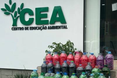 Tampinhas que viram ração? Projeto transforma reciclagem em alimentos para animais em Nova Veneza
