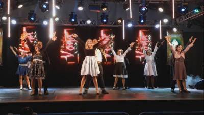Studio Voga promove a magia com Espetáculo Velha Infância