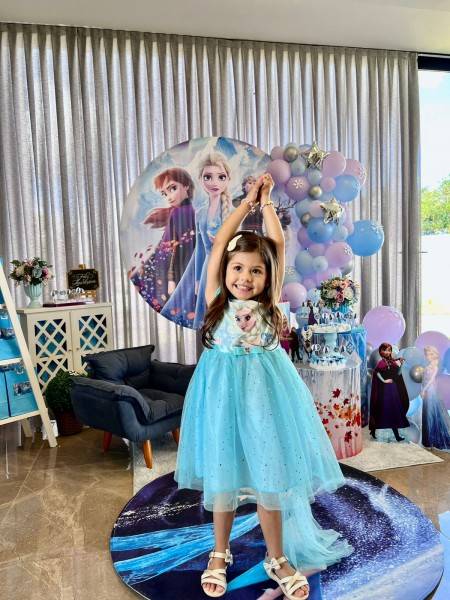 Luiza Búrigo Motta faz 4 Anos