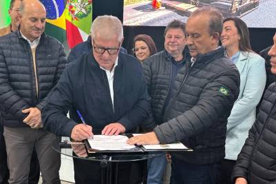 Governador assina convênios de mais de R$ 20 milhões em obras para Timbé do Sul e Morro Grande