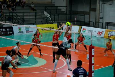 Unesc TV transmite etapa do Brasileiro Sub-21 de vôlei feminino