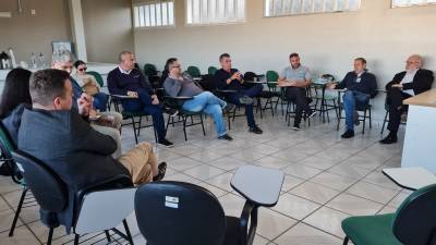 Trabalhadores da saúde decidem sobre paralisação das atividades nesta semana