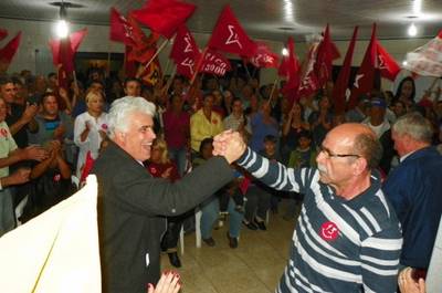 Décio e Lino fazem reunião na Barra Velha