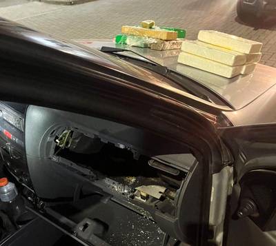 Motorista é preso com drogas escondidas no air bag de carro em Paulo Lopes