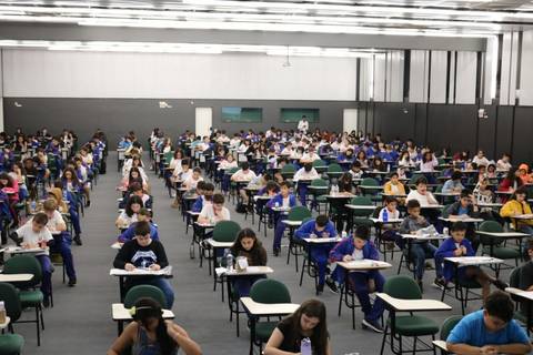 Acic lança premiações voltadas para as áreas de Matemática e Língua Portuguesa