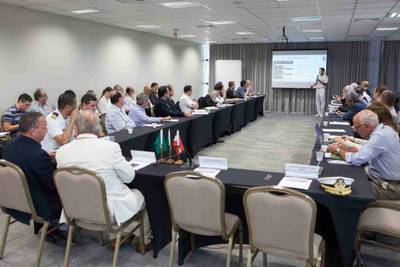 Marinha do Brasil apresenta projetos em busca de parcerias com indústrias catarinenses