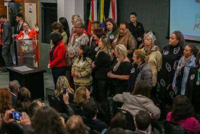 MPSC firma Pacto por Elas para intensificar combate à violência contra mulher