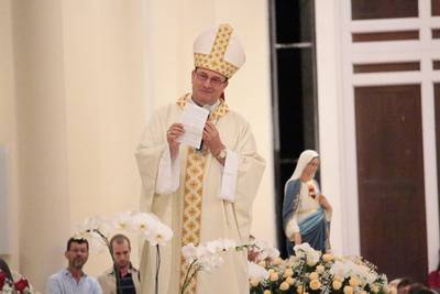 Dom Onécimo celebra 25 anos de sacerdócio