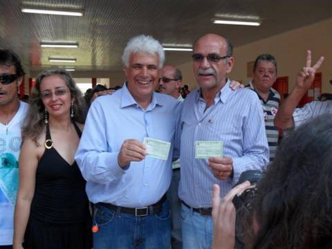 Décio e Lino votam no Rincão  