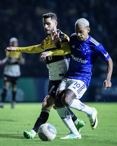 Galeria de fotos: veja as imagens da vitória do Criciúma sobre o Cruzeiro