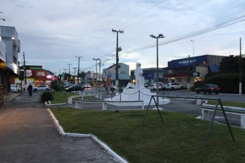 Obra de revitalização da Praça da Resistência Democrática inicia em Criciúma