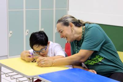 Volta às aulas: alunos do Colégio Unesc são recepcionados para mais um ano de muito aprendizado