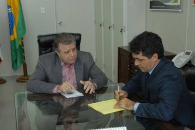 Colégios estaduais para os Jasc