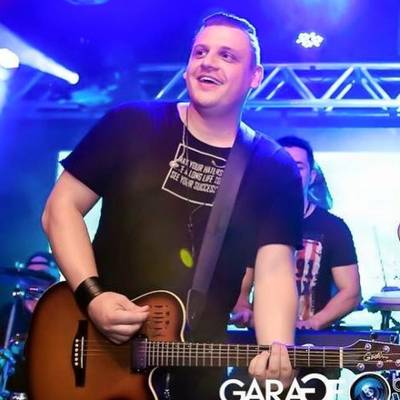 Neguinho e Emanuel fazem live solidária 'só modão' neste sábado 
