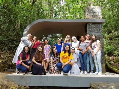 Irmãs Beneditinas convidam meninas para Encontro Vocacional
