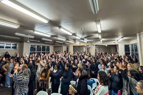 Vídeo: professores aceitam proposta da Afasc e encerram greve em Criciúma