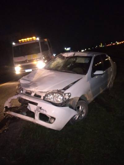 Carroceiro morre em acidente na marginal da BR-101, em Içara
