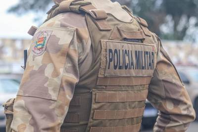 Criança é deixada sozinha enquanto pais participavam de festa e casal acaba preso em Criciúma