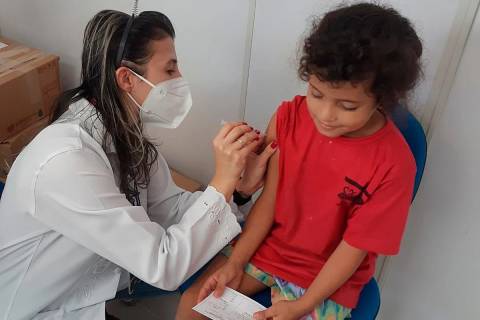 Covid-19: crianças sem vacina não transmitem doença