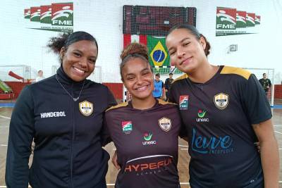 Atletas do handebol feminino de Criciúma são convocadas para a Seleção Brasileira