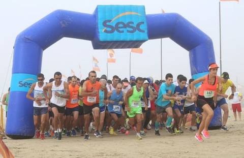 Corrida Rústica reúne dezenas de atletas