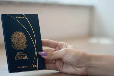 Passaportes brasileiros emitidos no exterior vão ficar mais baratos