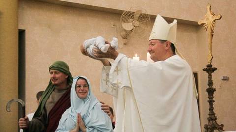 "Vamos voltar ao Natal da confiança em Deus", pede Dom Jacinto