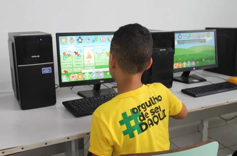 Escola Alcides de Sombrio retoma o ensino em tempo integral com mais de 10 oficinas no contraturno