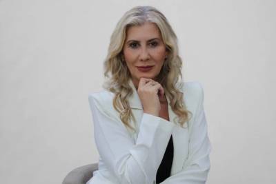 Luciane Ceretta celebra primeira ano na Secretaria de Estado da Educação e fala sobre avanços em sua gestão
