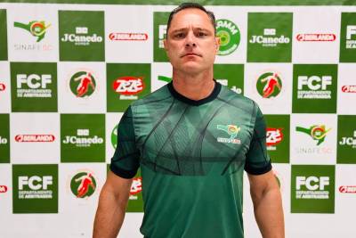 Arbitragem definida para Criciúma e Avaí