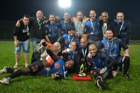 La Moda garante o título no futebol Sete Máster 