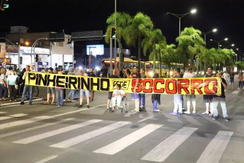 Moradores do Pinheirinho planejam novo protesto na avenida Centenário