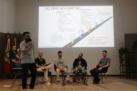 Cibersegurança é tema de debate na UniSatc