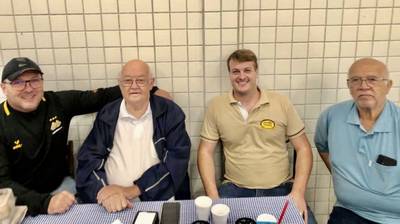 Aniversariantes do Mês Abril, Mesa Eclética da Feira