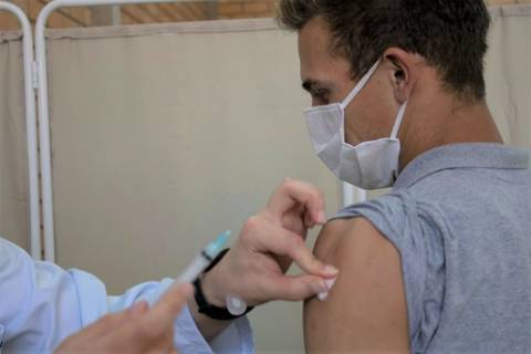 Içara aplica amanhã a segunda dose da vacina CoronaVac