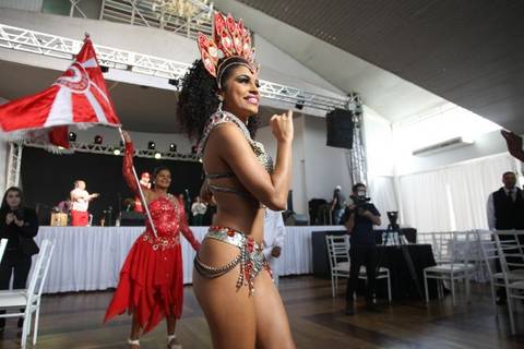 Feijo Mampi agrega gastronomia, animação e homenagens